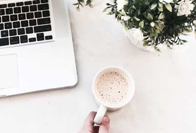 宝贝王早教保育车，为宝宝打造安全、舒适的成长环境